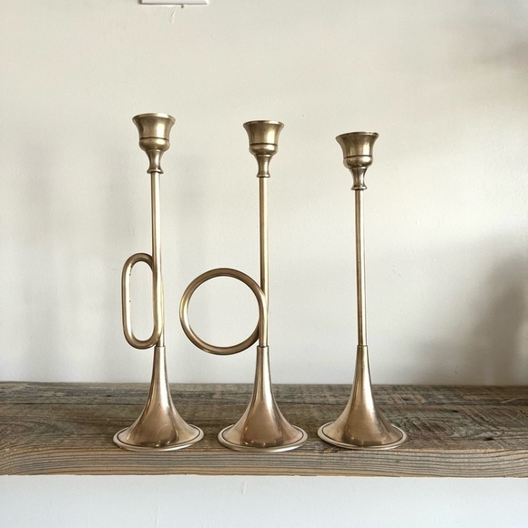 Bugle style brass candlestick trumpet horn set of 3 - Picture 1 of 7